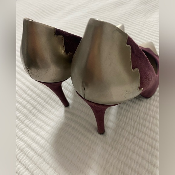 Fendi Roma suede and leather pumps - Picture 4 of 7